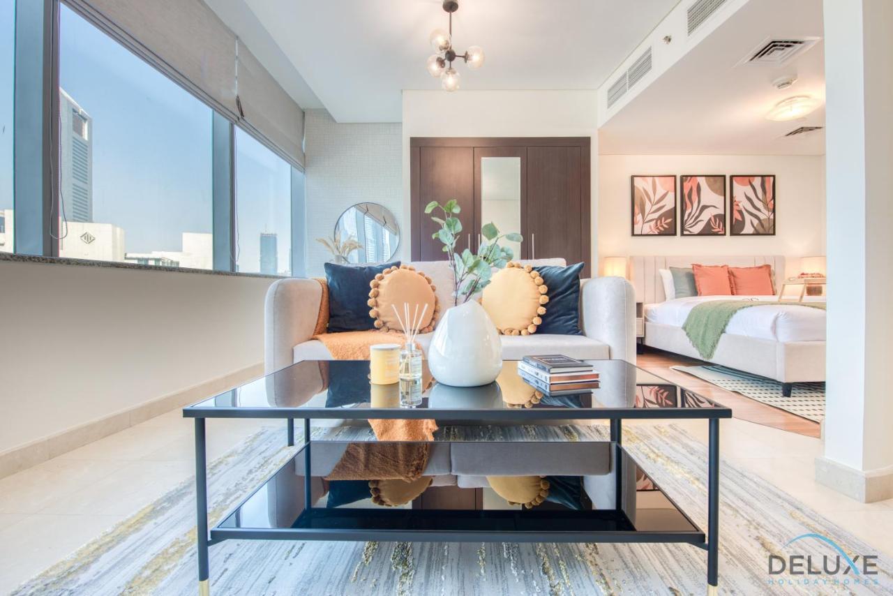 Unbeatable Rate Stylish 1Br With Balcony Near Metro By Deluxe Holiday Homes Дубай Экстерьер фото